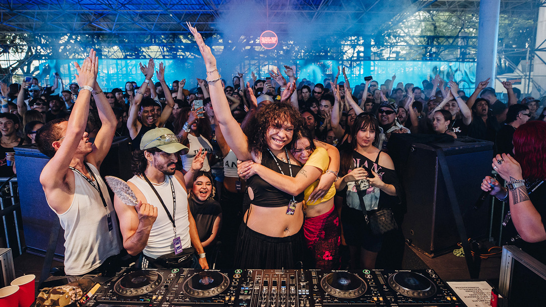 Photo of set Neesha Alexander.