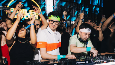 Photo of set Loud373.