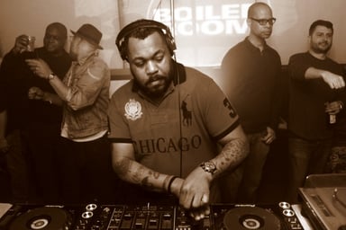 Photo of set Derrick Carter.