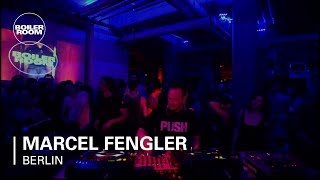 Photo of set Marcel Fengler.