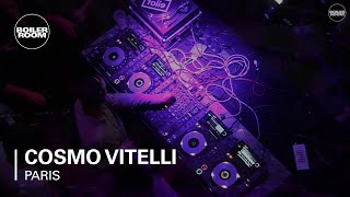 Photo of set Cosmo Vitelli.
