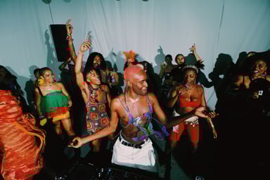 Photo of set Tama Gucci.