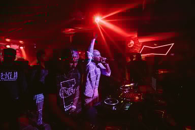 Photo of set Aerate Sound.
