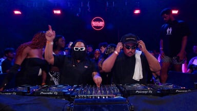 Photo of set BLACKCLUB.