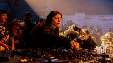 Photo of set DINA.