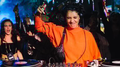 Photo of set Flo Massé.