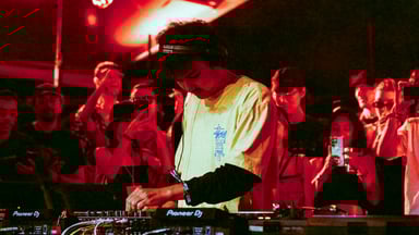 Photo of set Jirus.