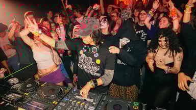Photo of set Replicator b2b Feardotcom.