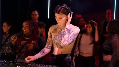 Photo of set Valerie Ace.