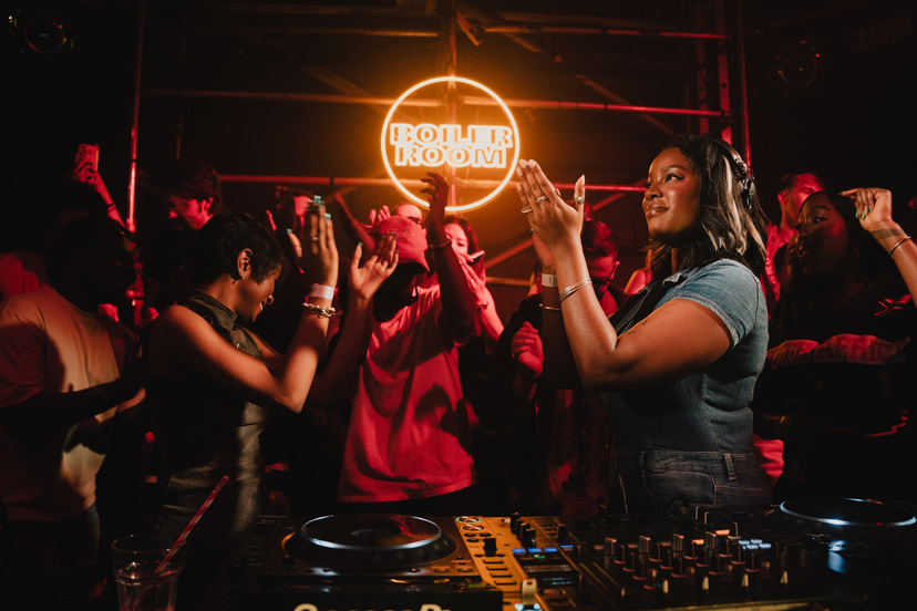 Flyer for event Nicky Summers & Captain Lulaz.